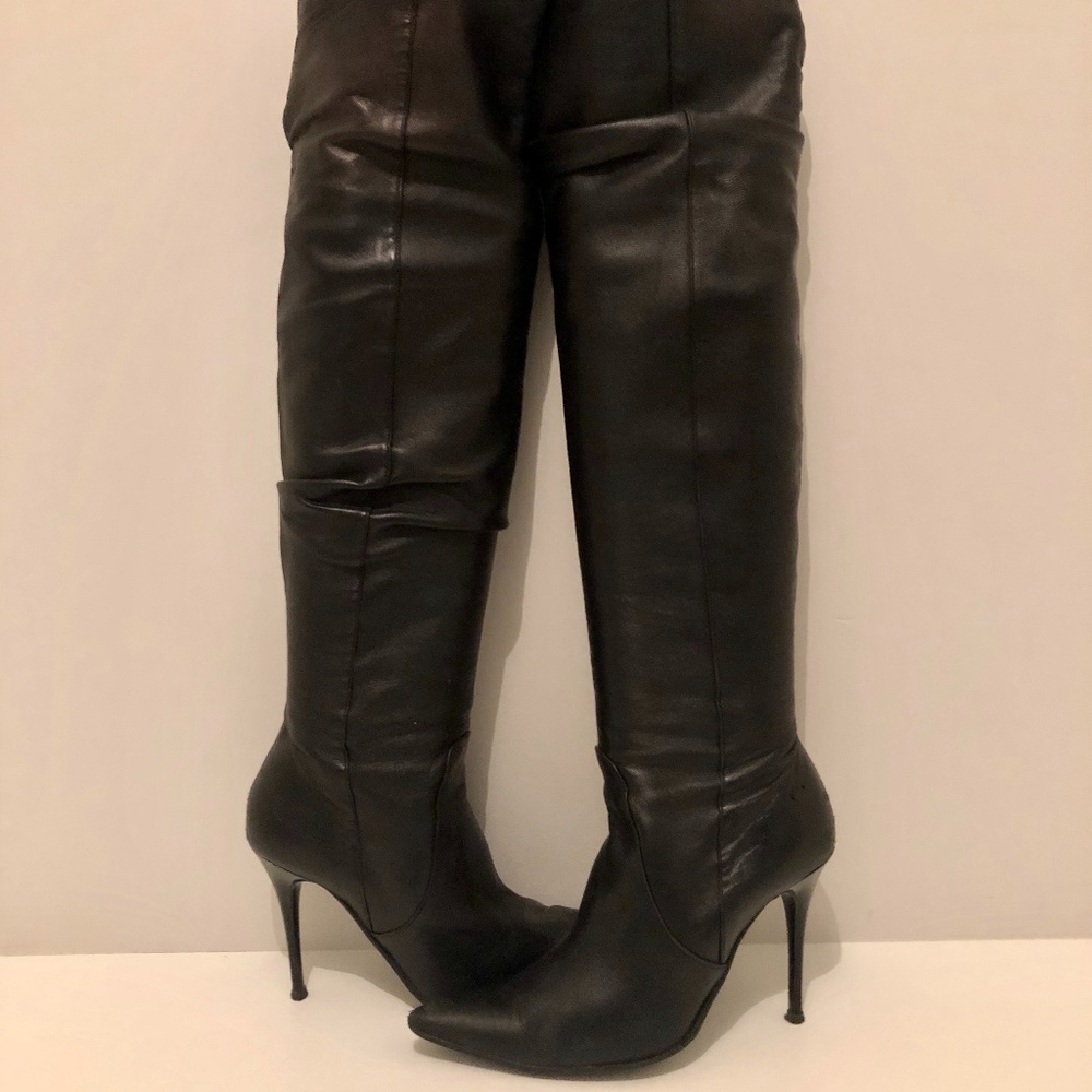 Mimosa Knee-high Leather Boots